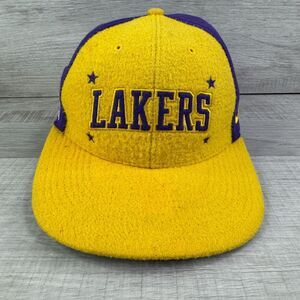 VTG Nike Team Los Angeles Lakers Pro Swoosh Flex Cap Mens M Purple Yellow Wool